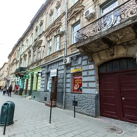 Lazur Apartment *